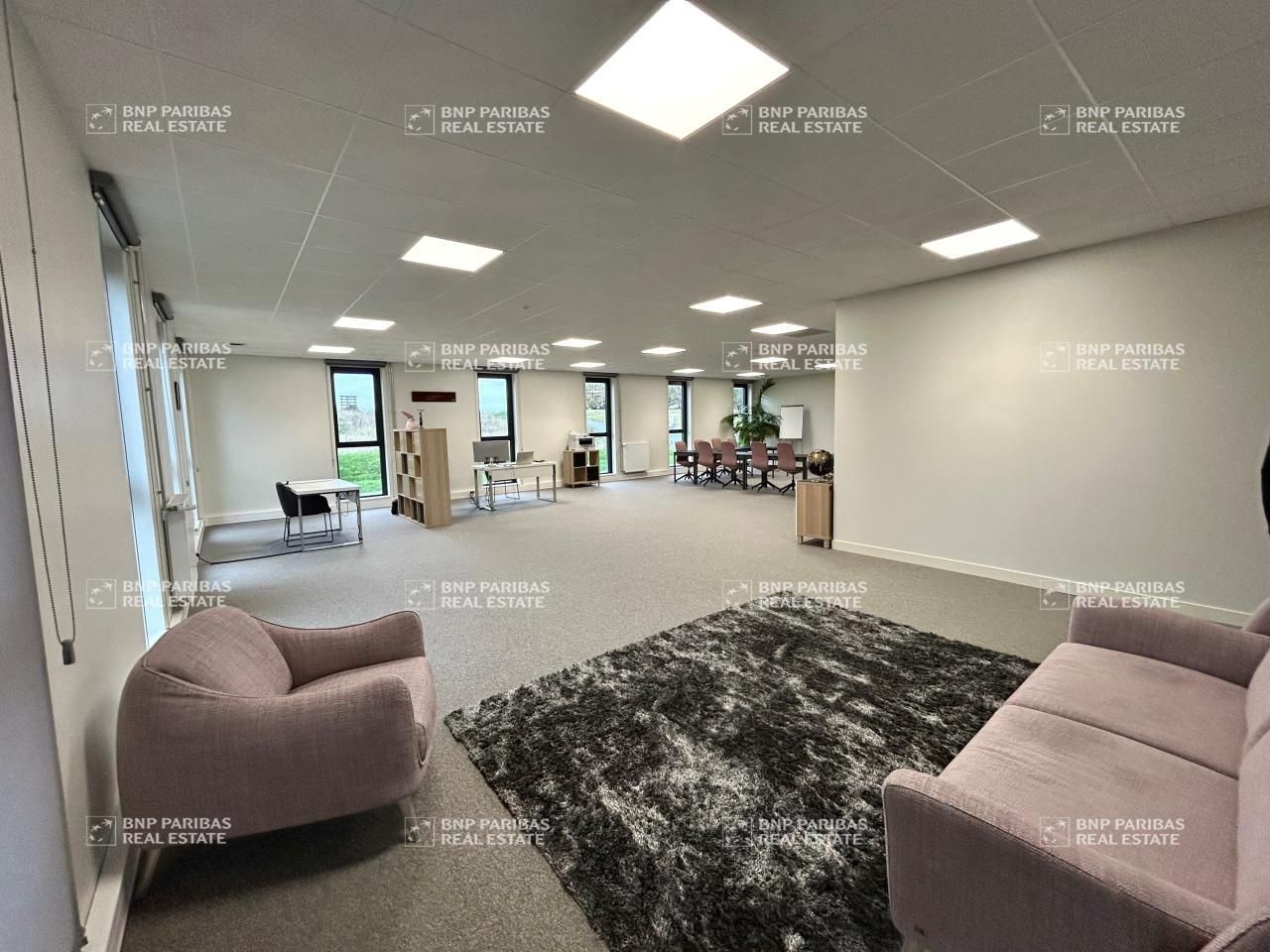 Location Bureaux 123 m² non divisibles 35235 Thorigné-fouillard