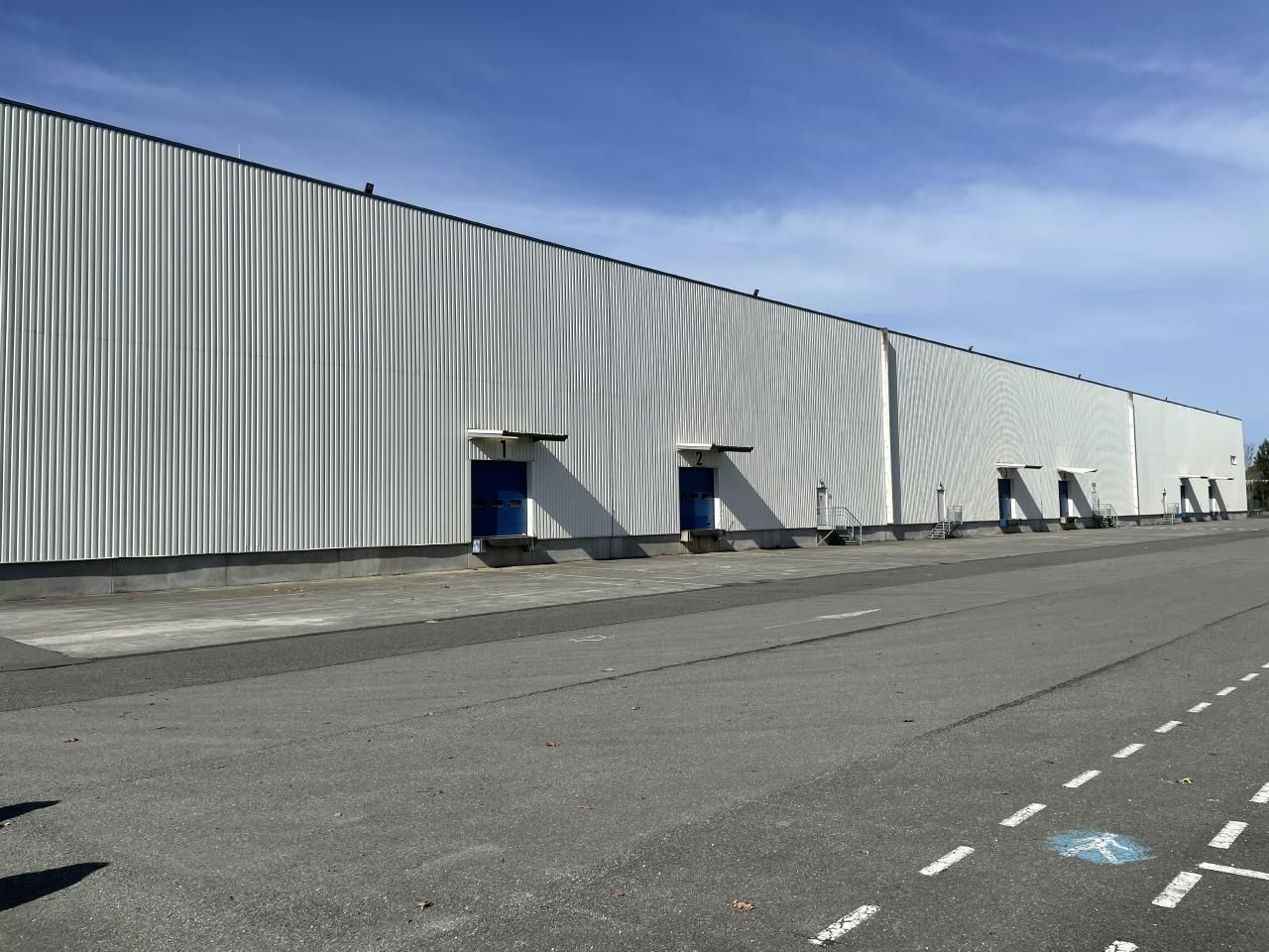 Location Entrepôts classe B 7311 m² non divisibles 33610 Cestas