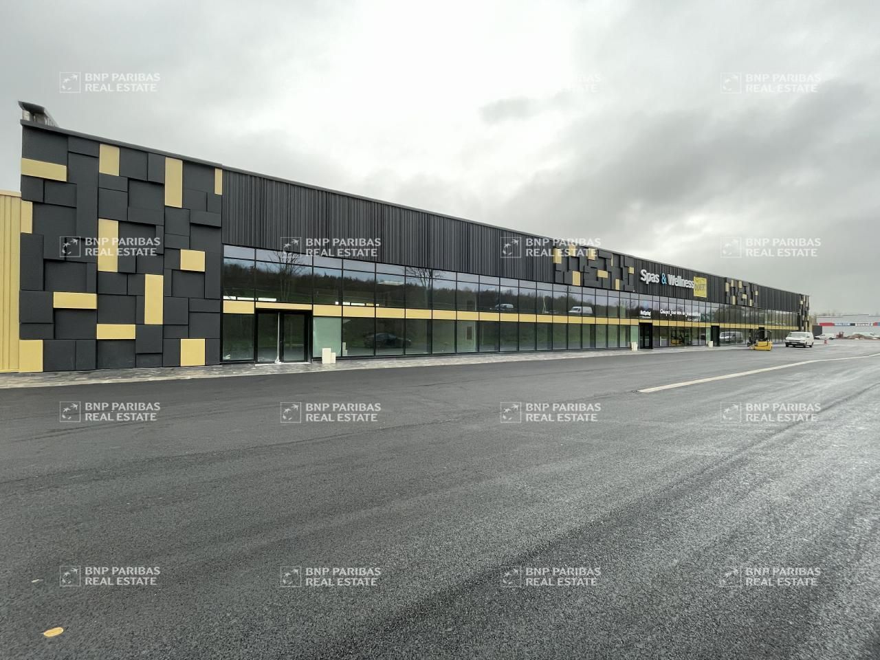 Location Local commercial 778 m² divisibles 54250 Champigneulles