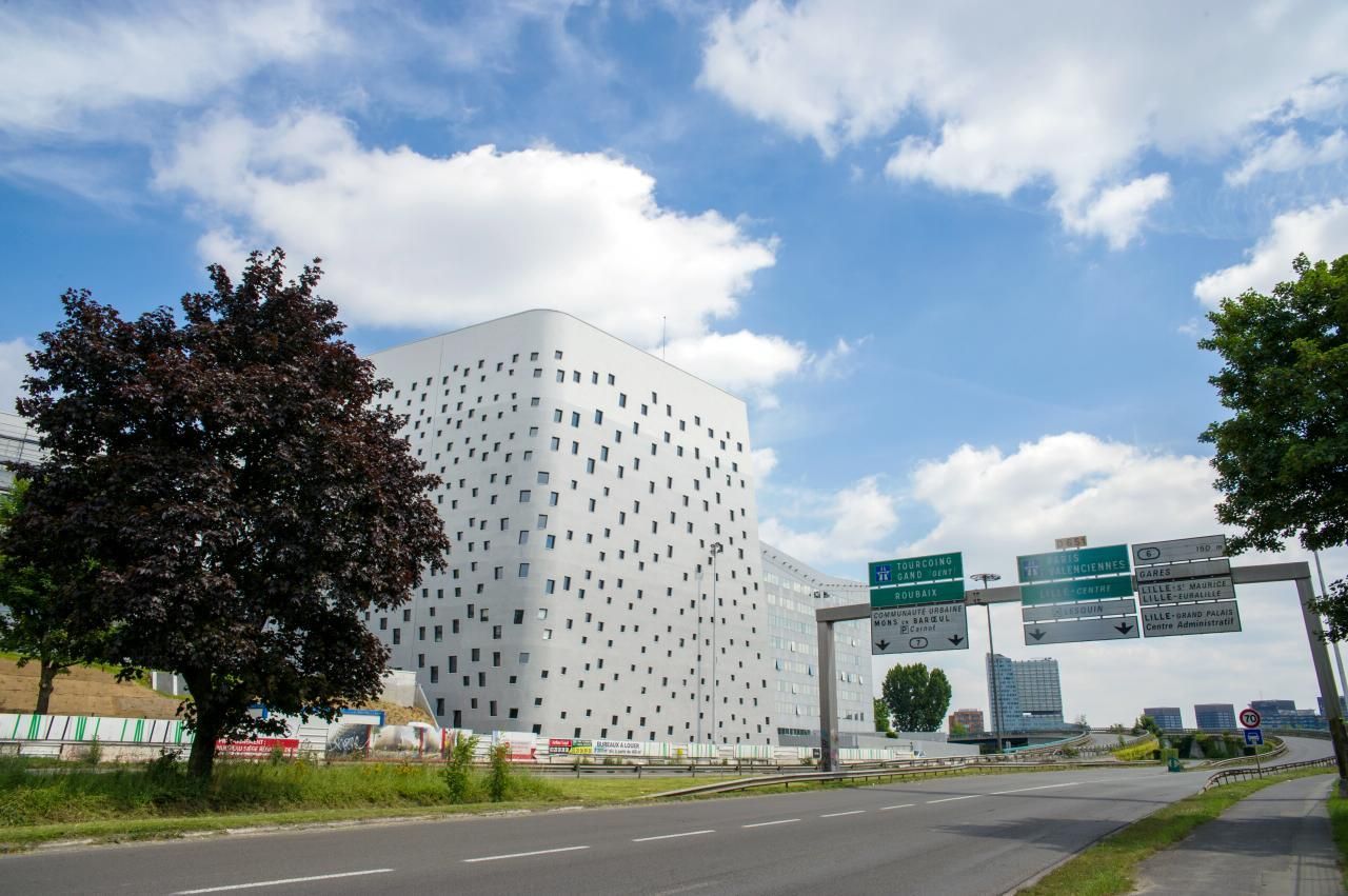 1941 m² pour ce bureaux en location à La madeleine