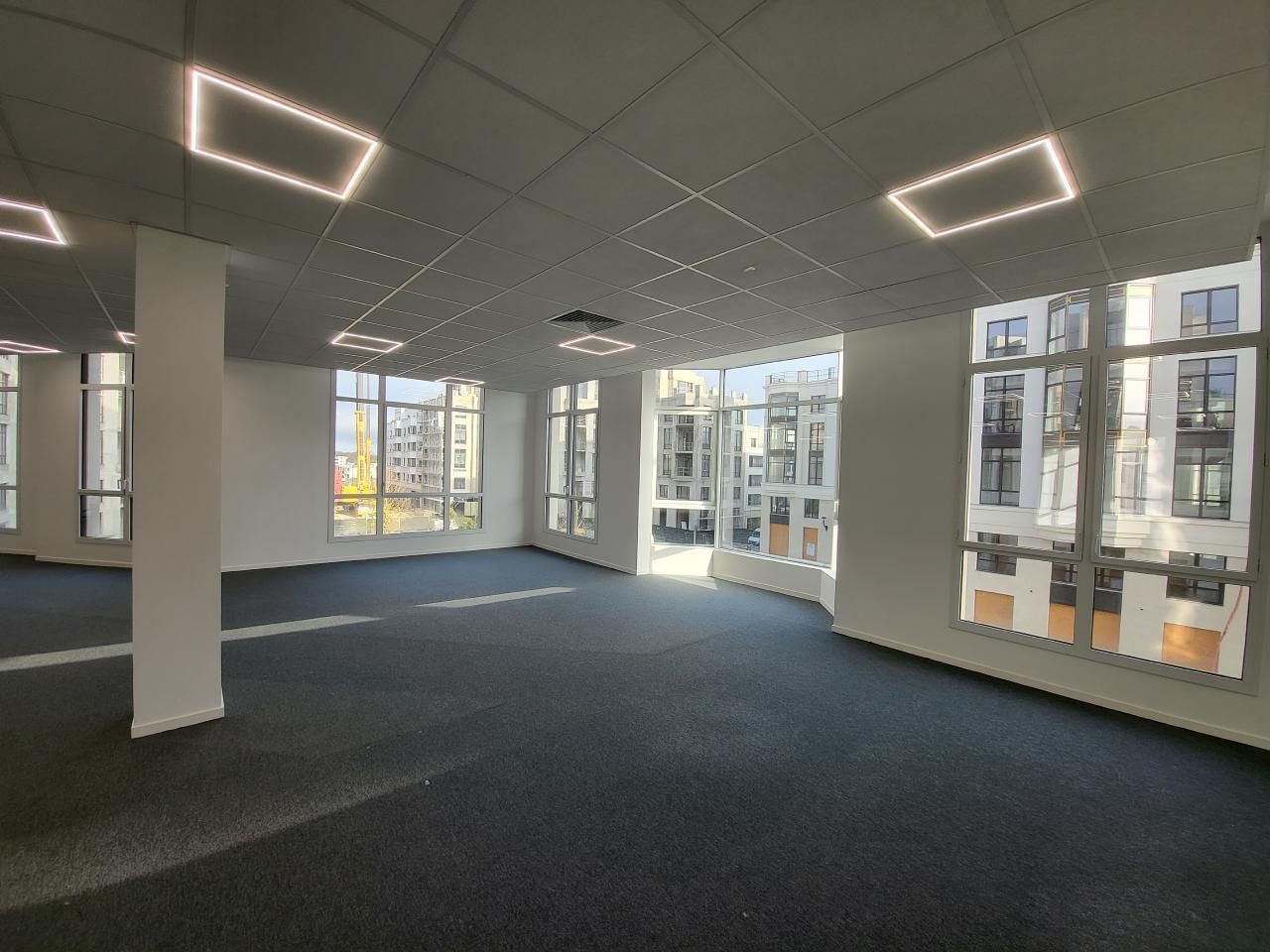 365.48 m² pour ce bureaux en vente à Chessy