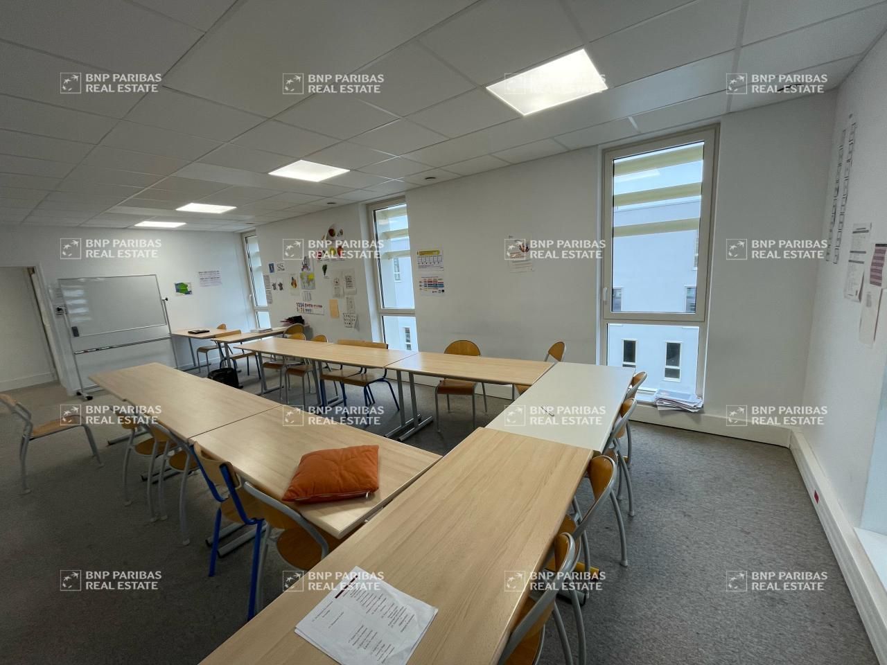 Location Bureaux 235.12 m² non divisibles 37100 Tours