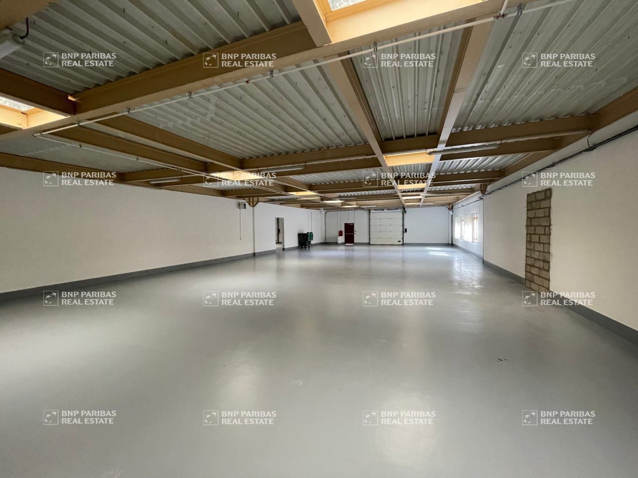Location PME-PMI 1162 m² divisibles 77183 Croissy-beaubourg