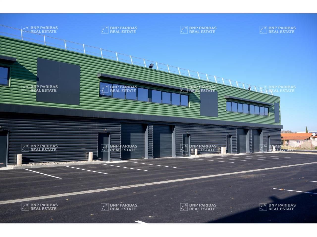 Location Activité 154.35 m² non divisibles 31600 Muret