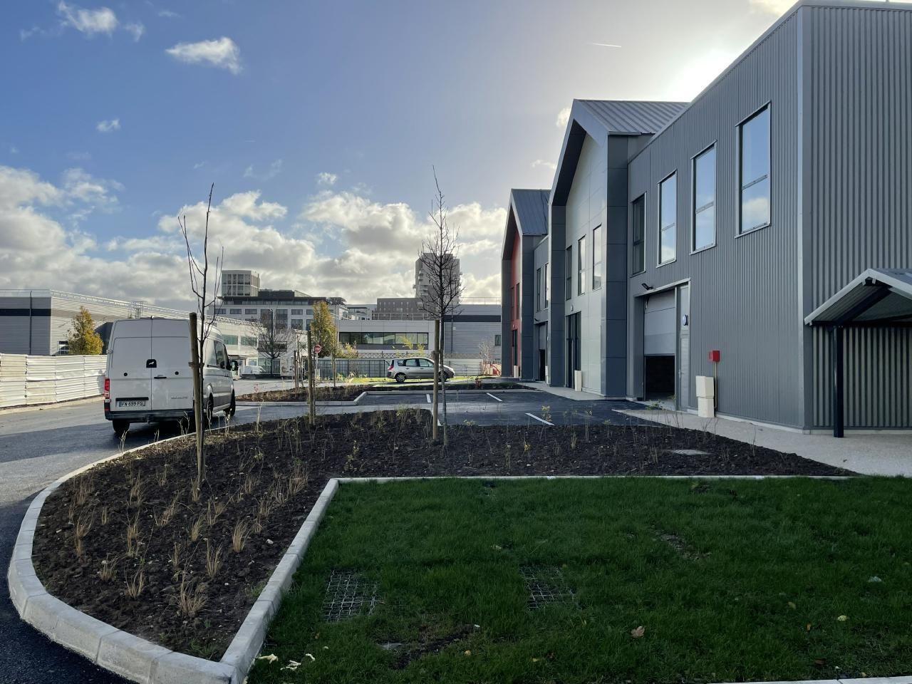 2726.5 m² pour ce pme-pmi en location à Gennevilliers