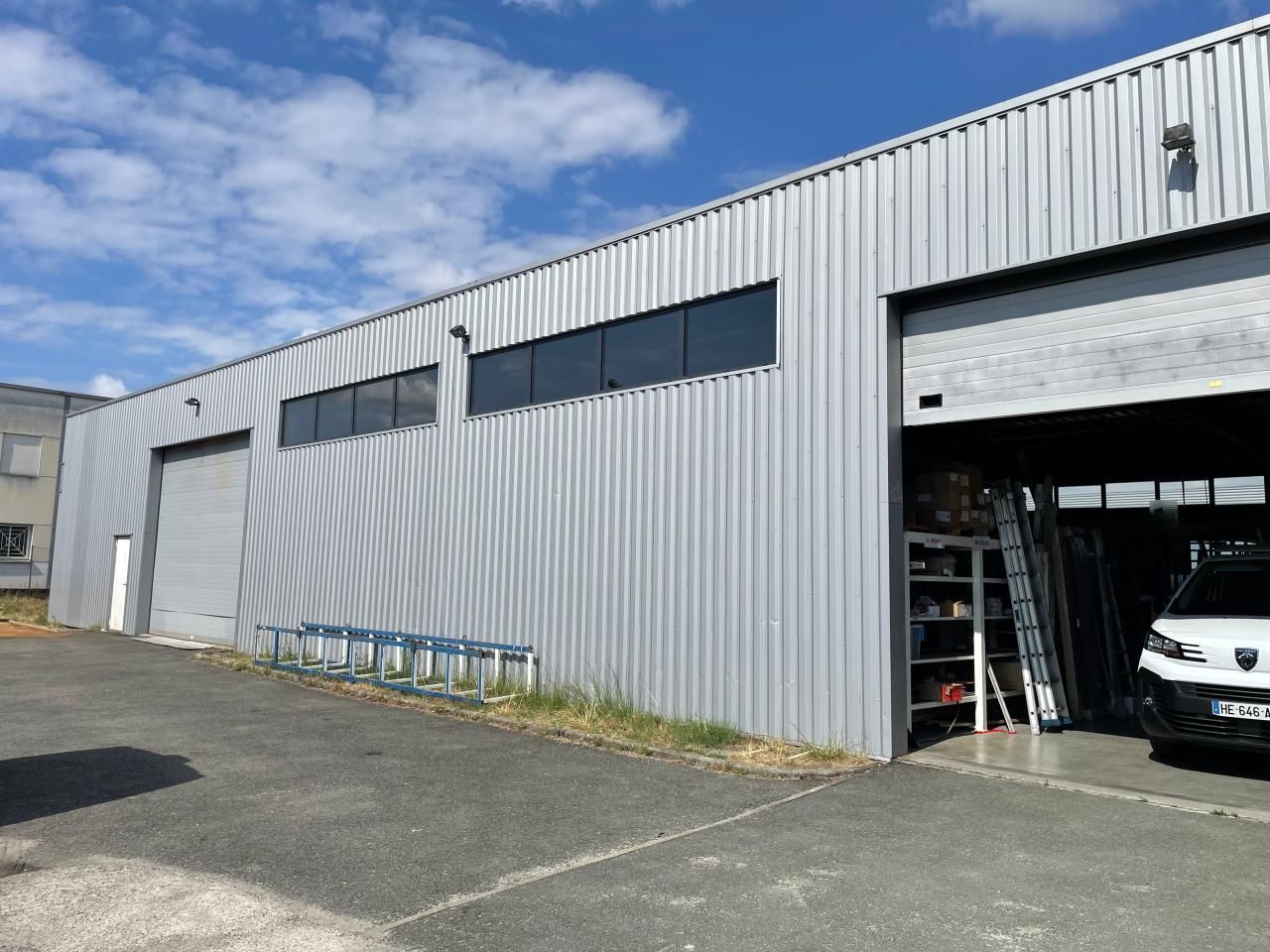 3423 m² pour ce activité en vente à Villenave-d'ornon
