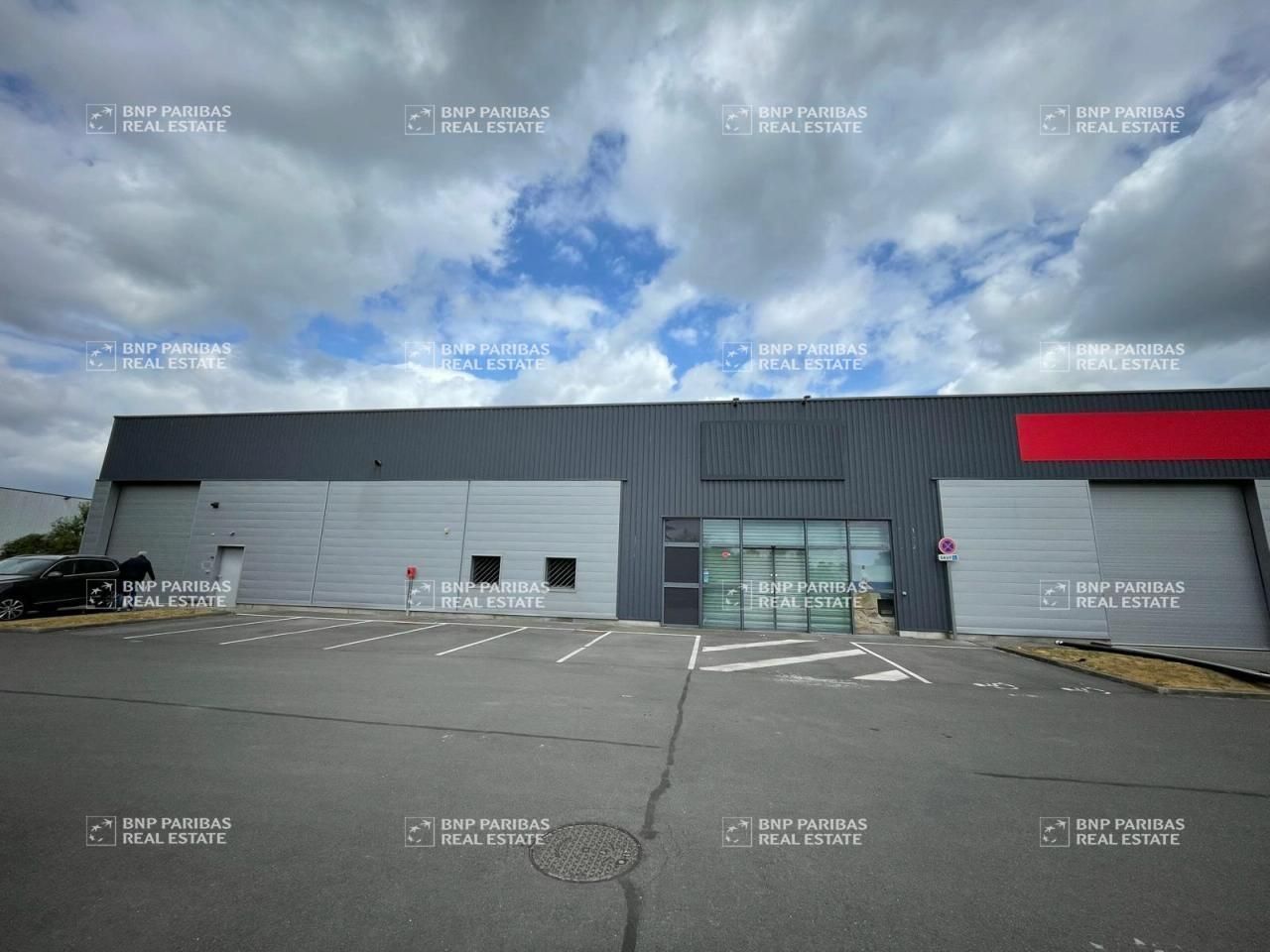 Location Activité 600 m² non divisibles 59113 Seclin