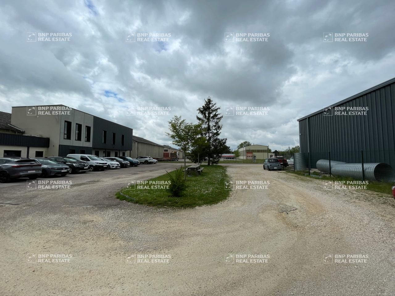 Vente Activité 1908.39 m² non divisibles 21800 Chevigny-saint-sauveur