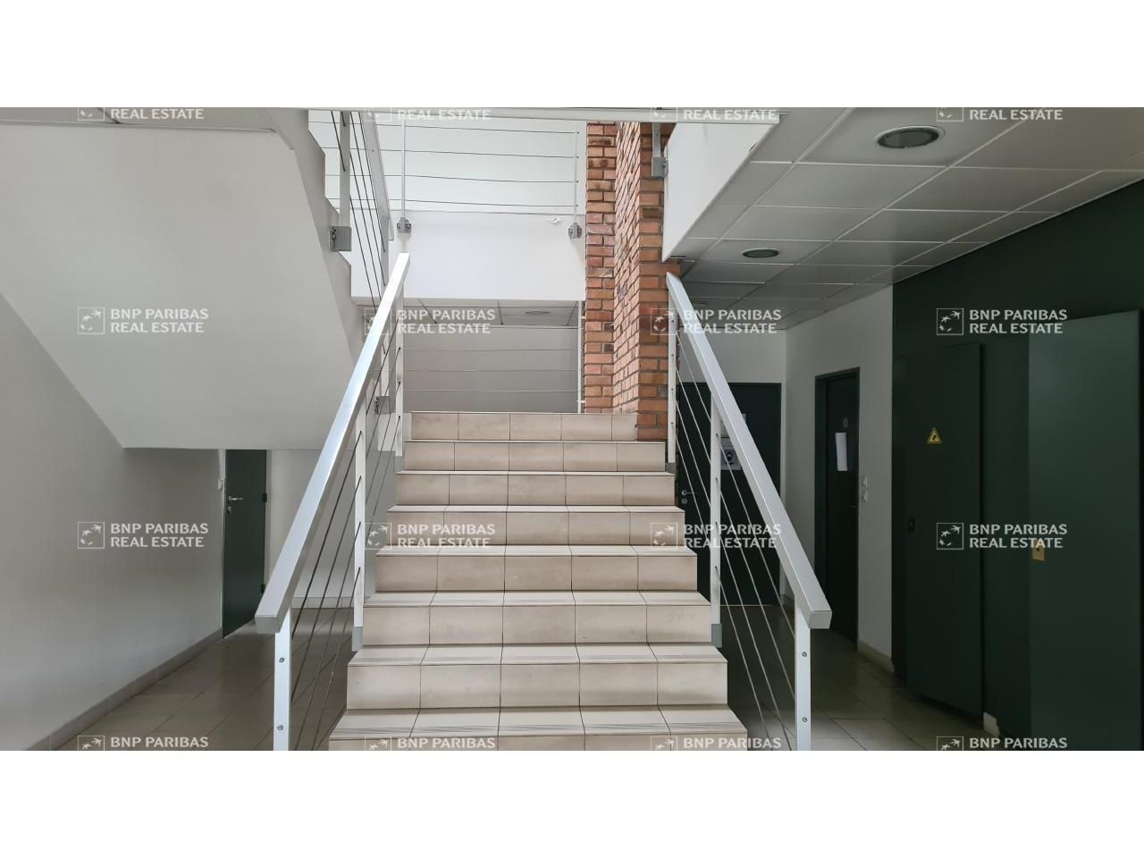 763 m² pour ce bureaux en location à Lingolsheim