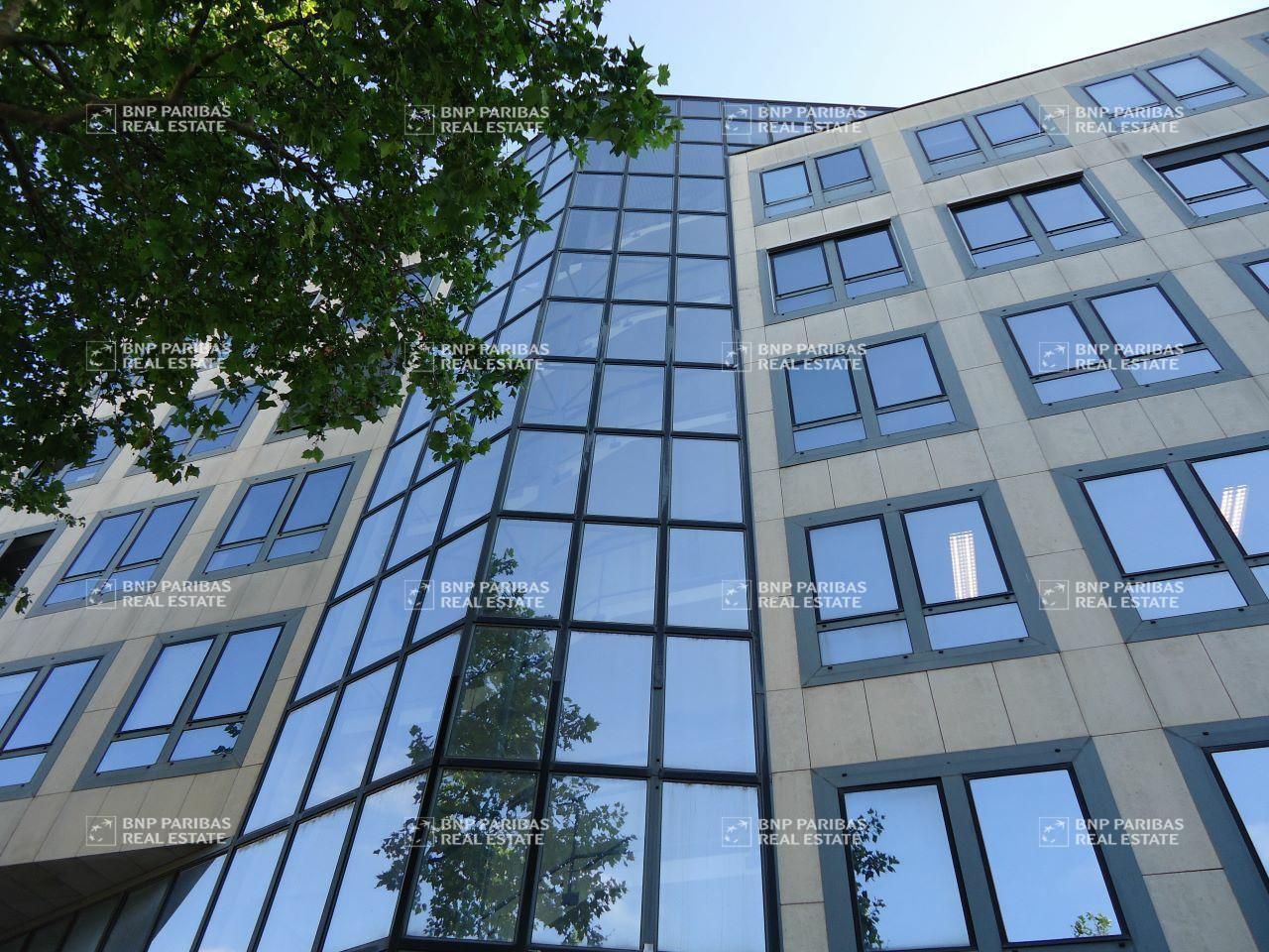 1789 m² pour ce bureaux en location à Lyon