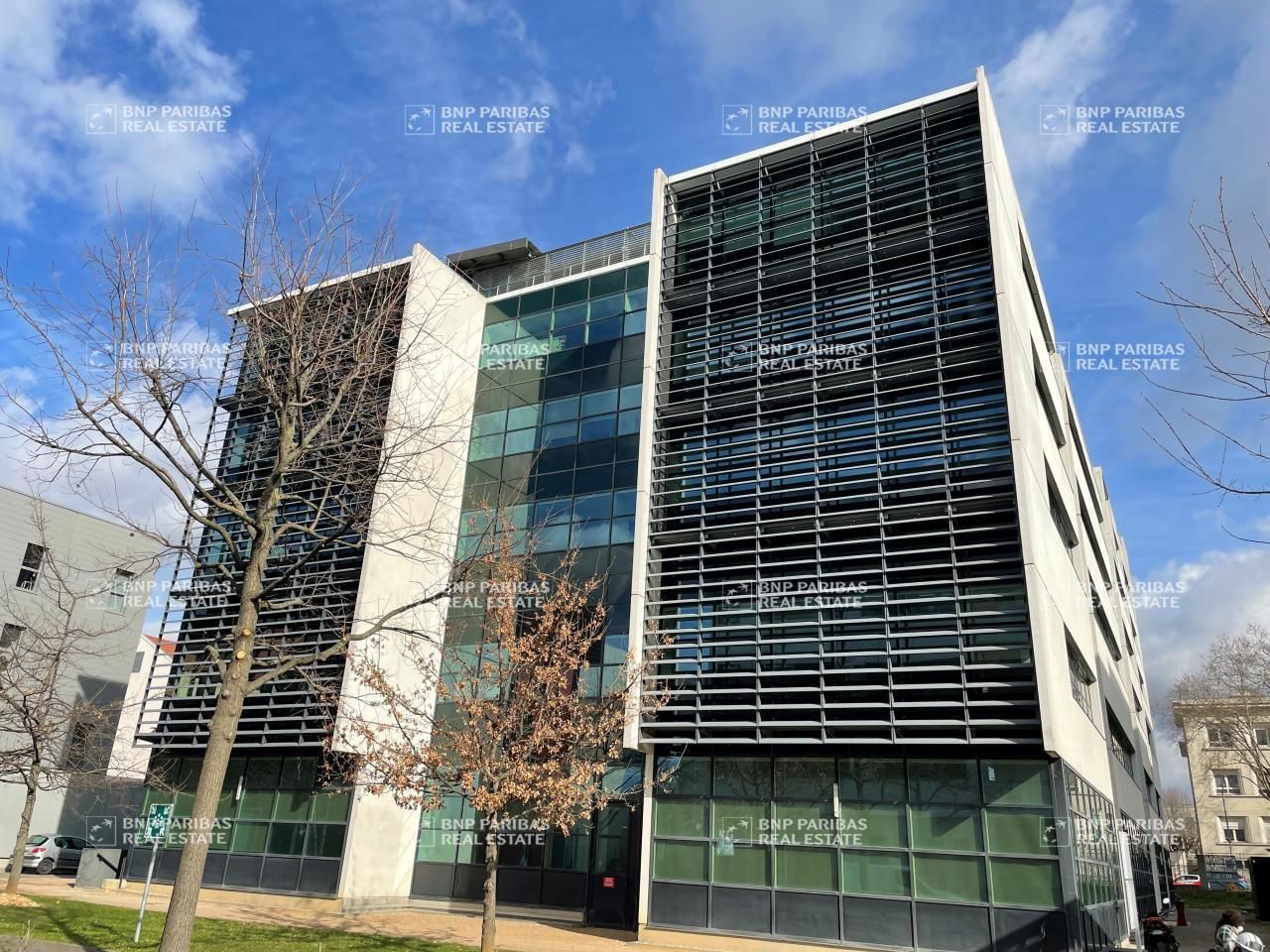 1333 m² pour ce bureaux en location à Lyon