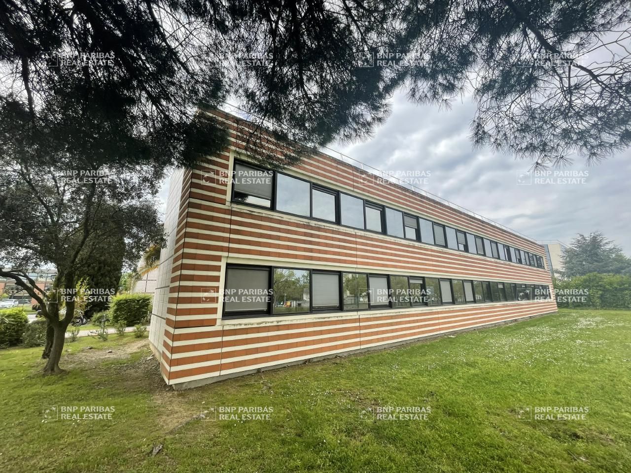 250 m² pour ce bureaux en location à Toulouse