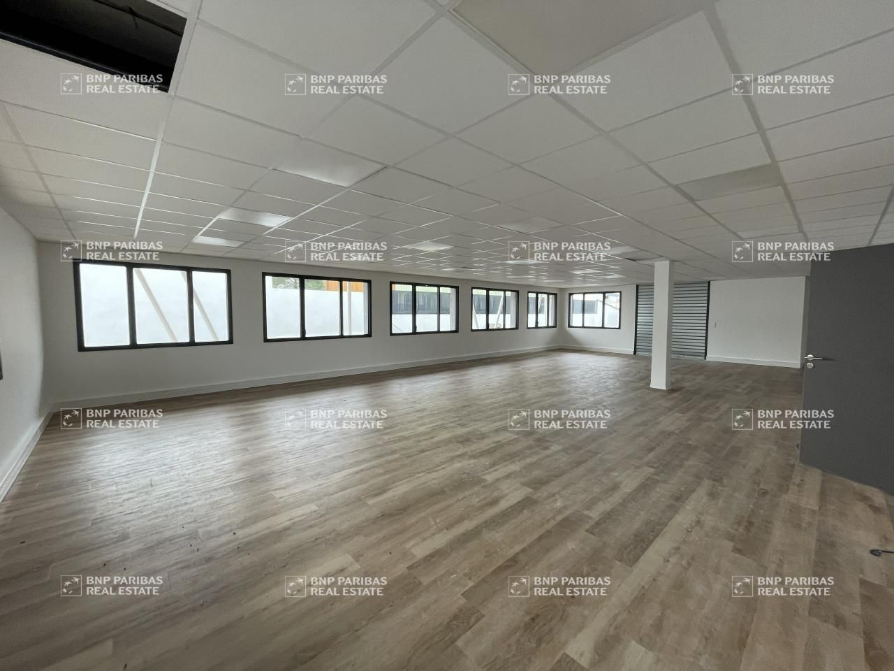 Location bureaux à Éguilles 13510
