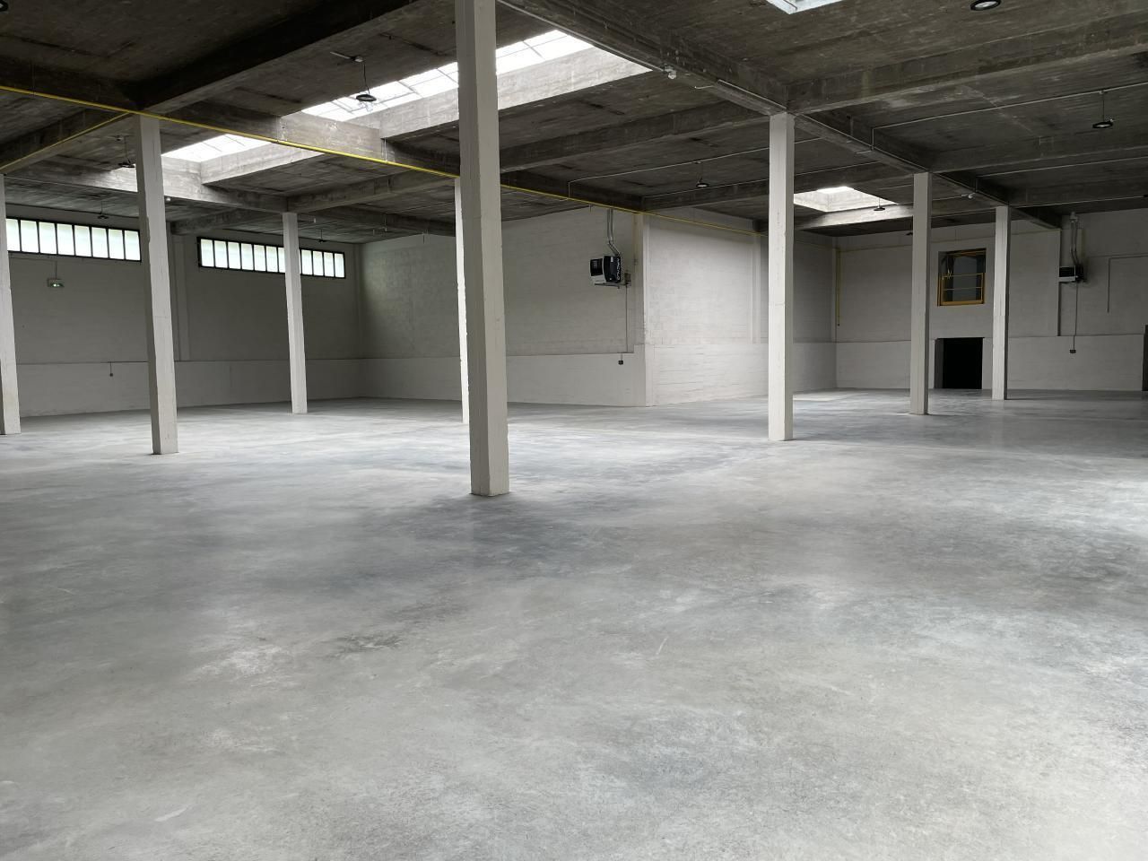 Vente Activité 4465 m² non divisibles 93100 Montreuil