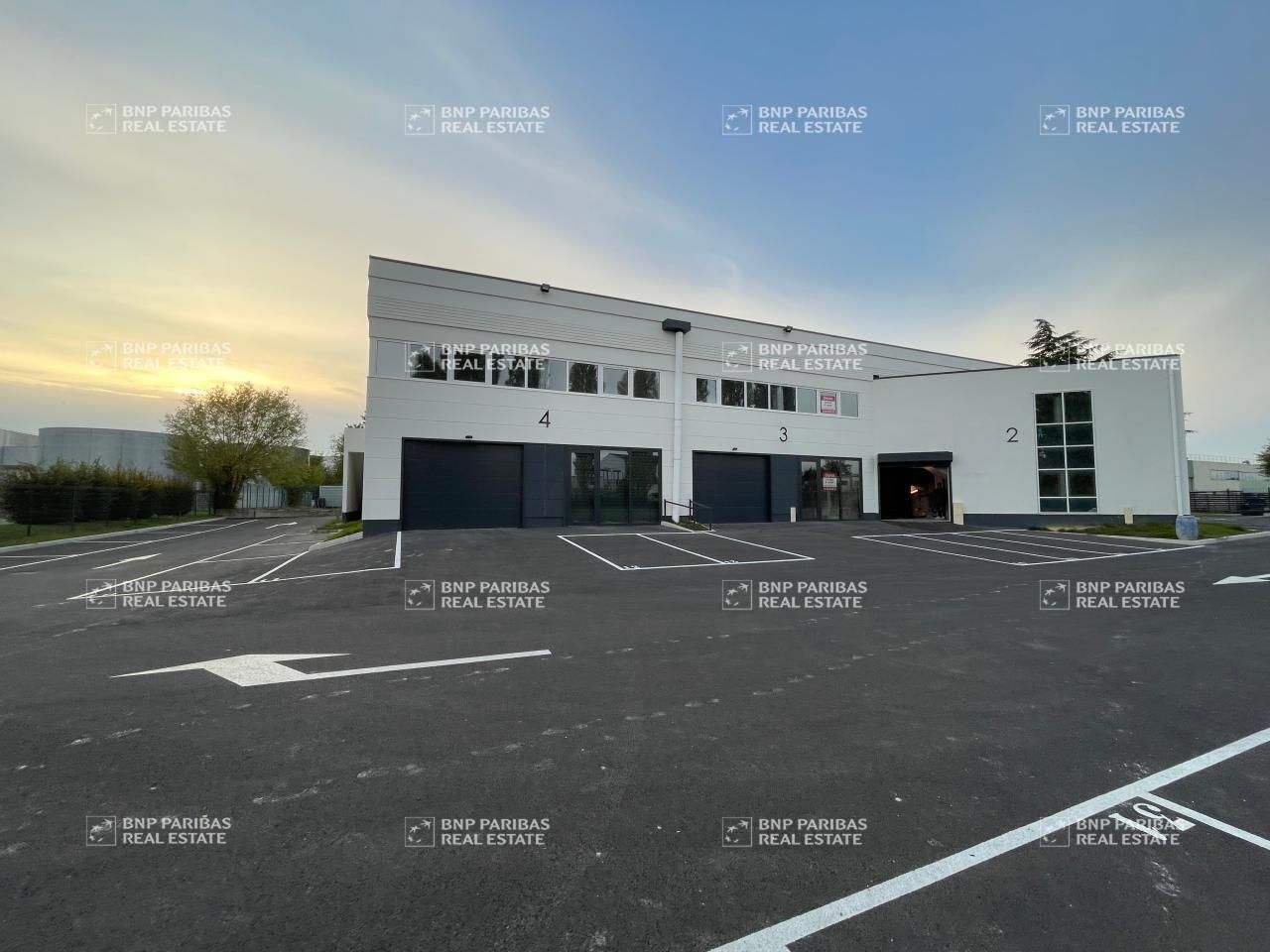 Vente PME-PMI 1194.2 m² divisibles 77610 Fontenay-trésigny