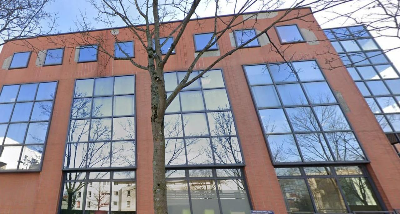 660.69 m² pour ce bureaux en location à Cergy