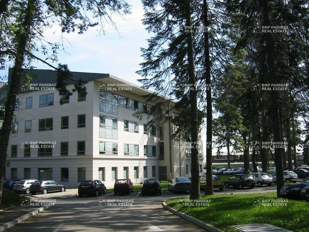 936 m² pour ce bureaux en location à Limonest