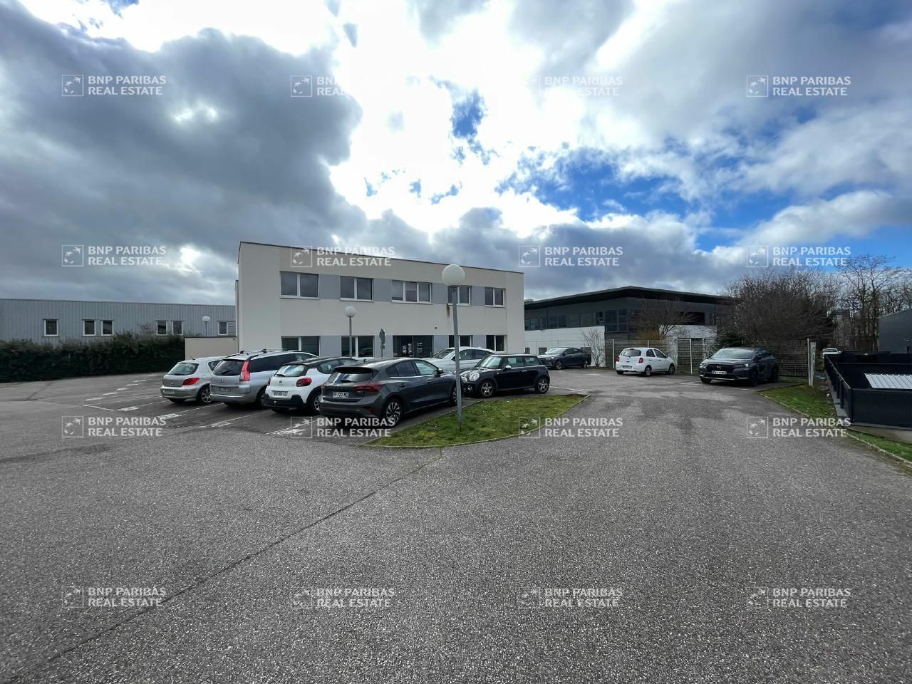 473.39 m² pour ce bureaux en vente à Maxéville