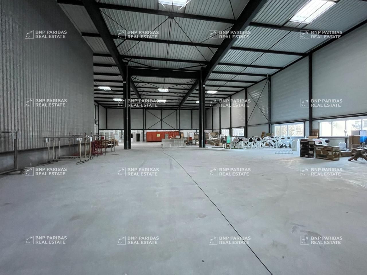 1931 m² pour ce activité en location à Eckbolsheim