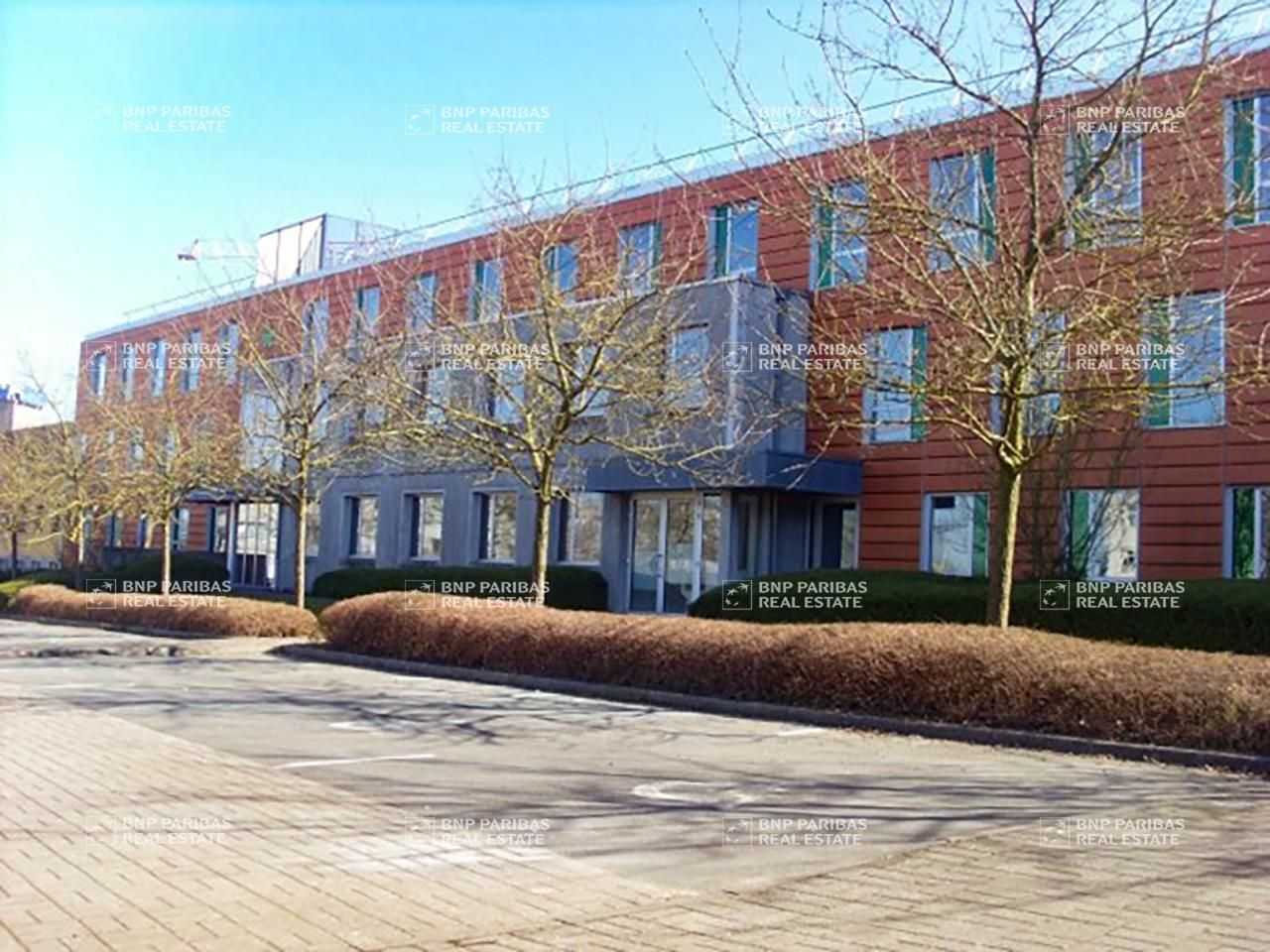 Location Bureaux 2465 m² divisibles 59120 Loos