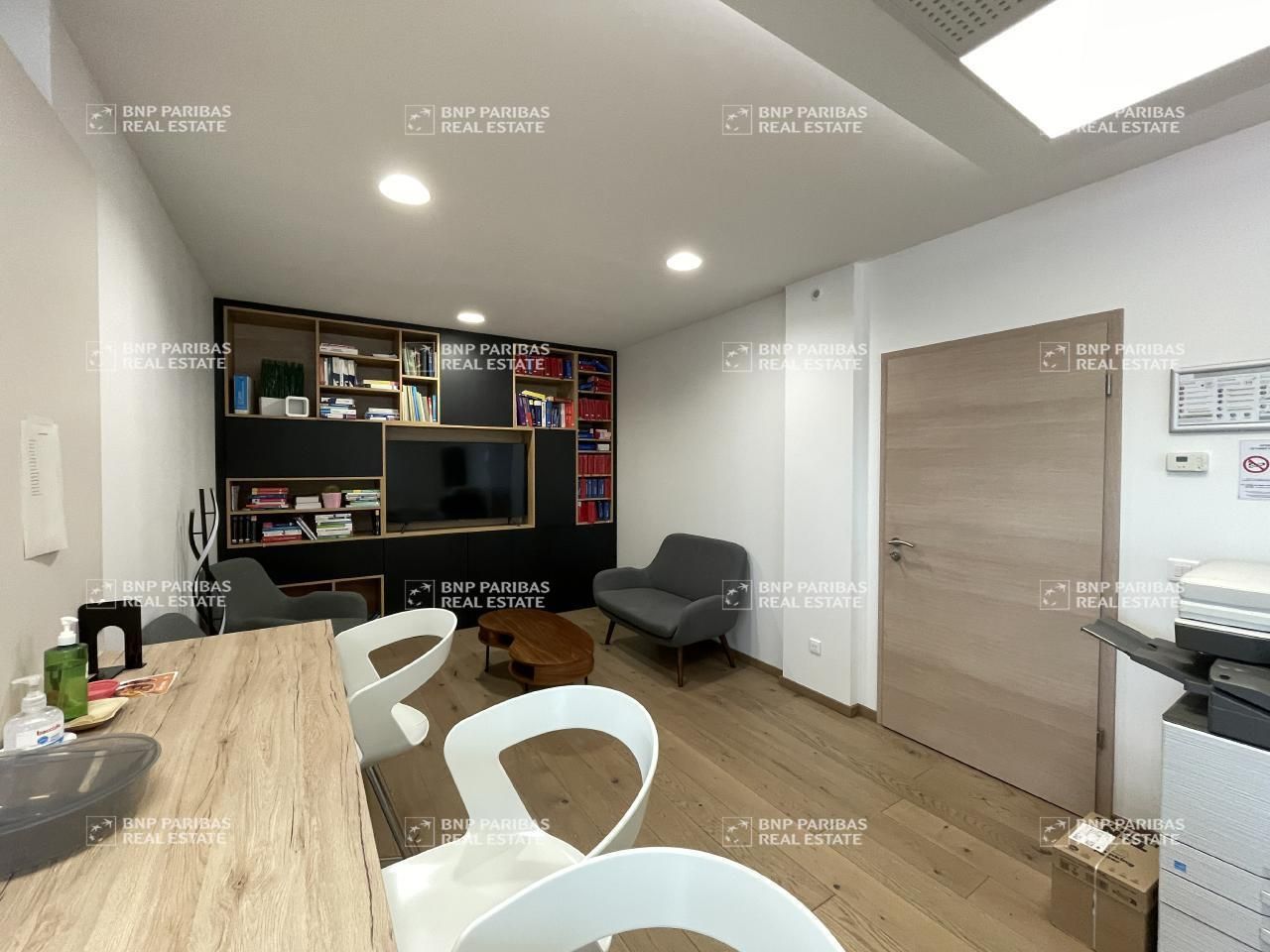 Vente Bureaux 288 m² non divisibles 57530 Ars laquenexy