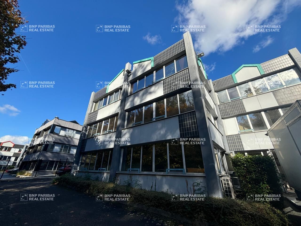 Vente Bureaux 74 m² non divisibles 69380 Lissieu