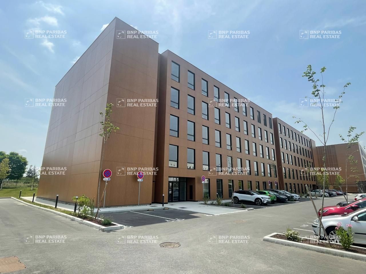 1805 m² pour ce bureaux en location à Toulouse