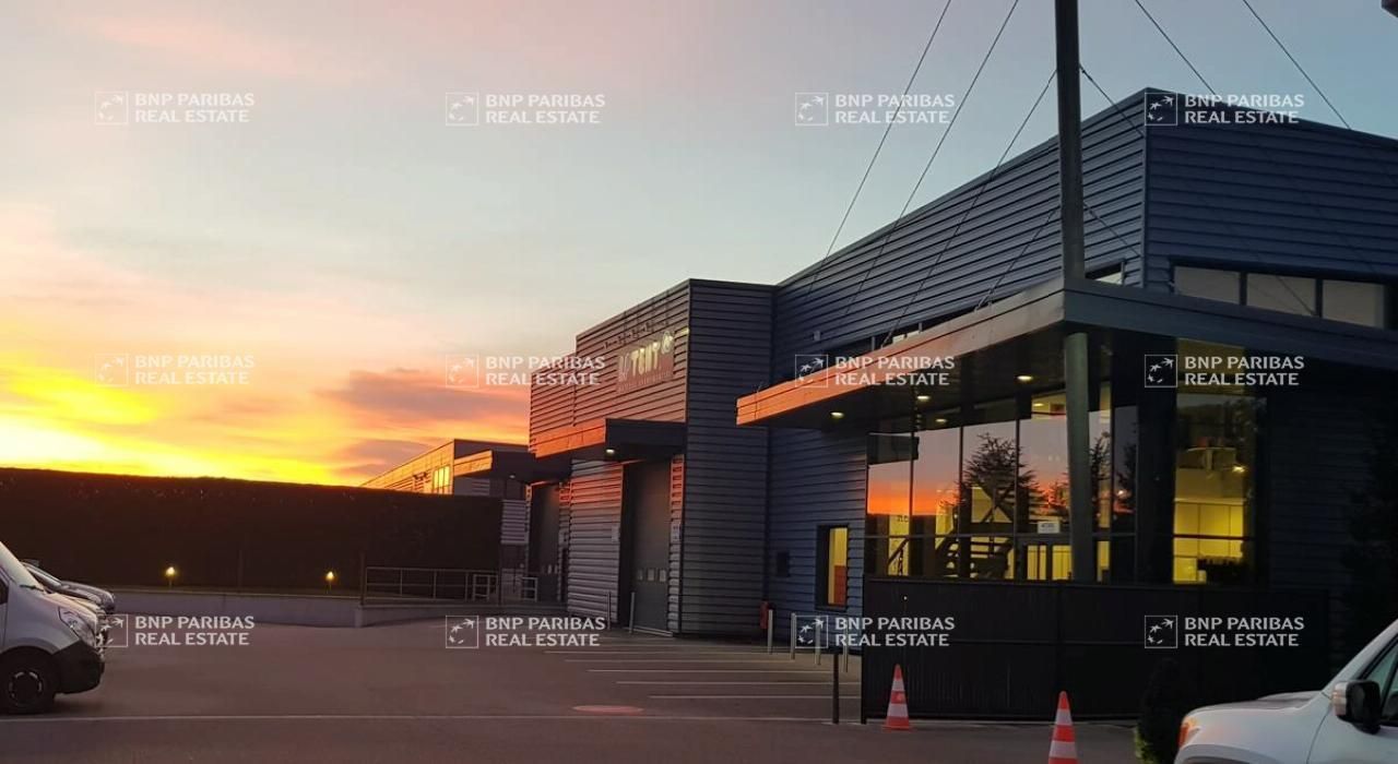 Location Activité 1310 m² non divisibles 38070 Saint-quentin-fallavier