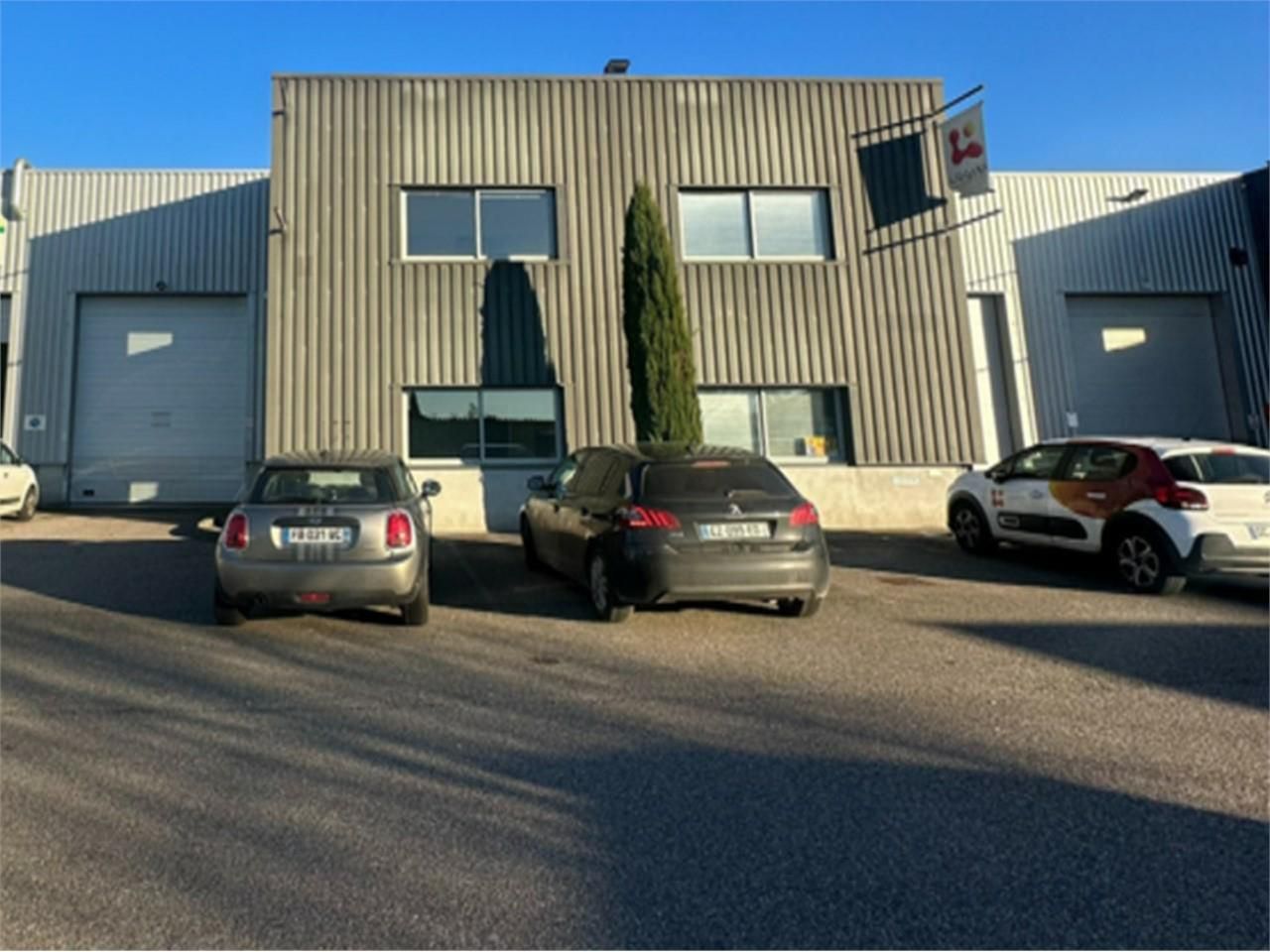 267 m² pour ce activité en location à Mions