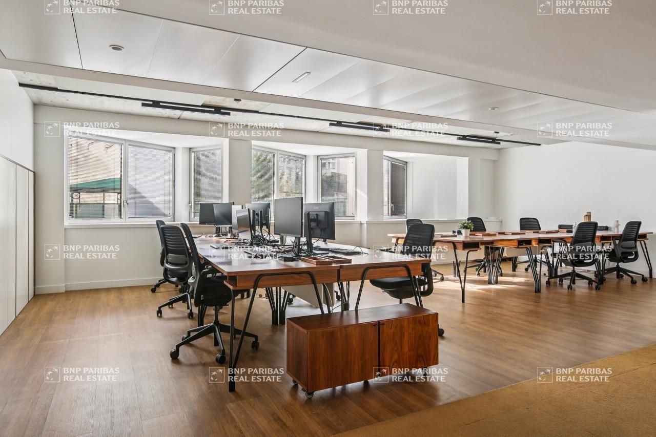 658.46 m² pour ce bureaux en location à Paris