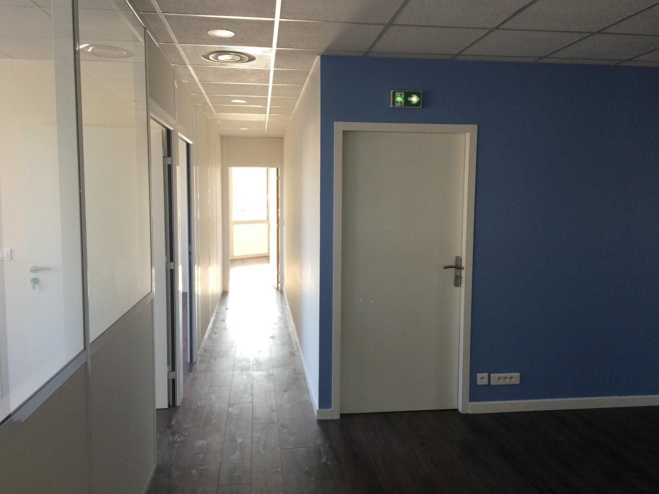 Location Bureaux 425.1 m² divisibles 33700 Mérignac