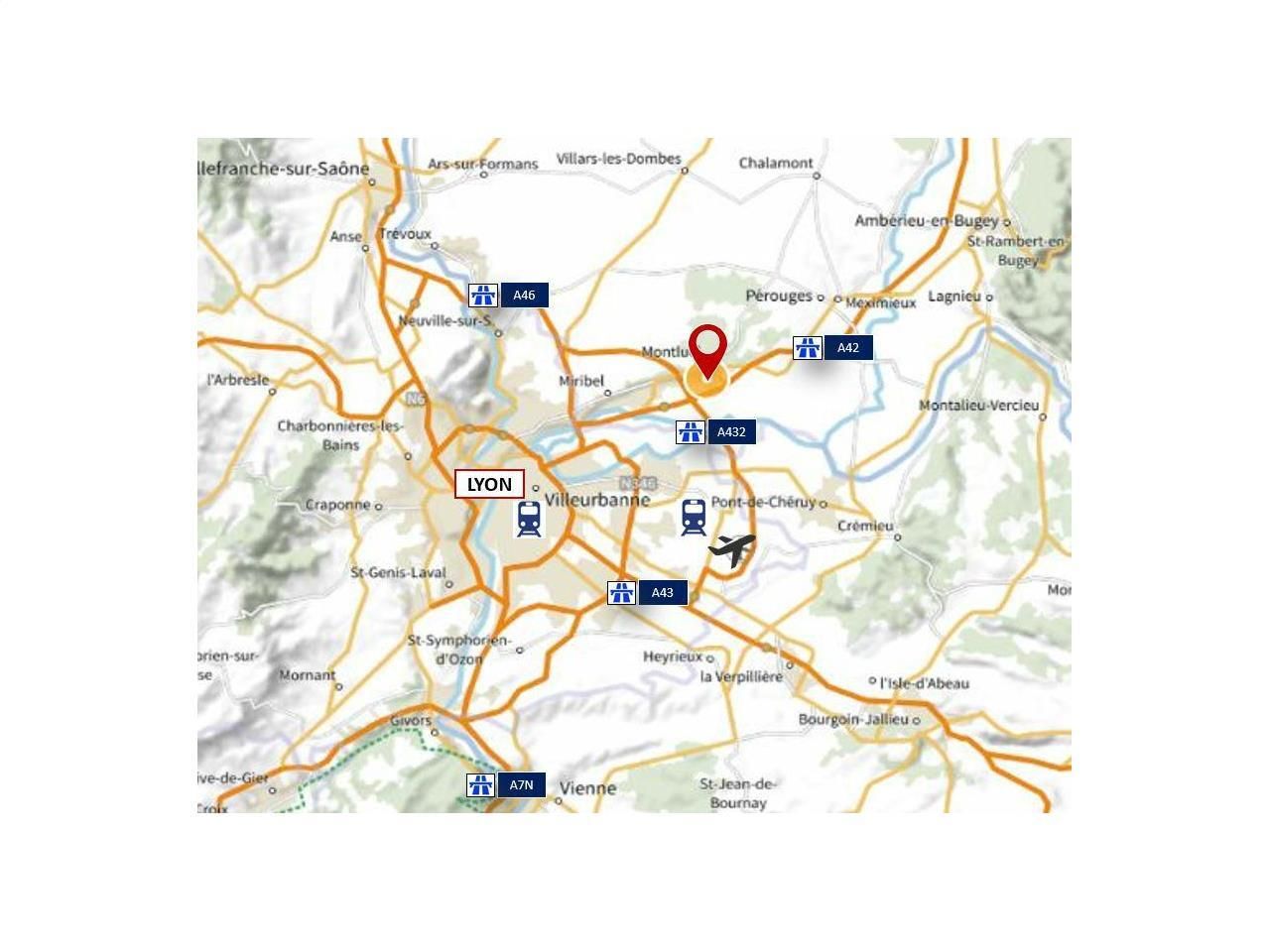 1084 m² pour ce activité en location à La boisse