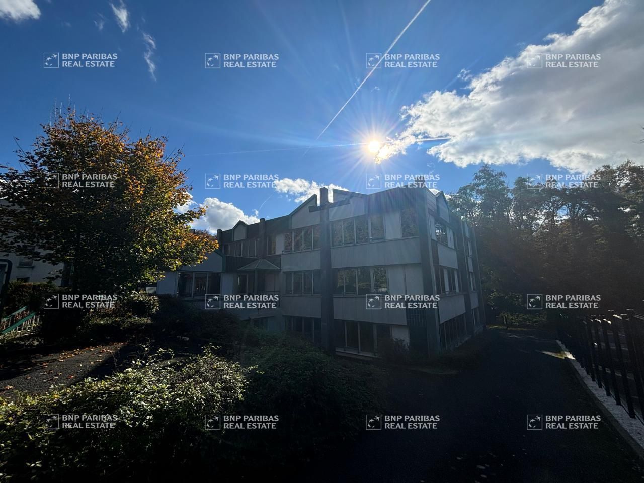 74 m² pour ce bureaux en vente à Lissieu