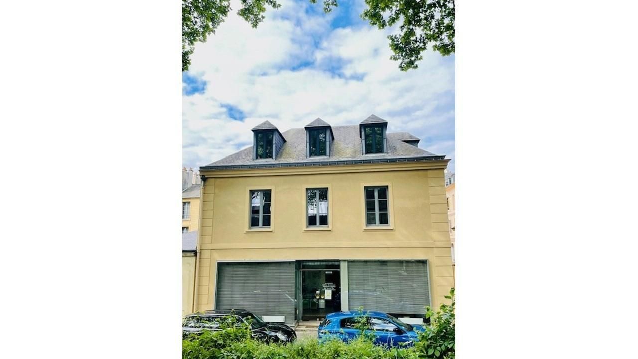 Location Bureaux 384 m² non divisibles 78000 Versailles