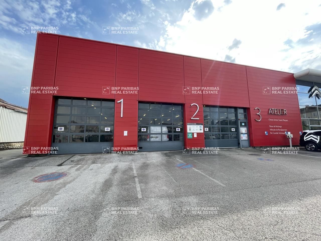 2899.8 m² pour ce activité en vente à Dole