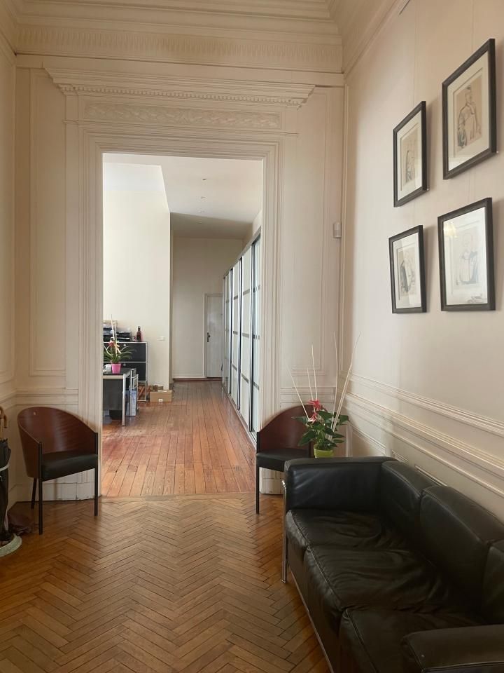 876 m² pour ce bureaux en location à Bordeaux