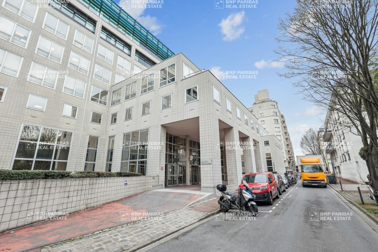 676 m² pour ce bureaux en location à Issy-les-moulineaux