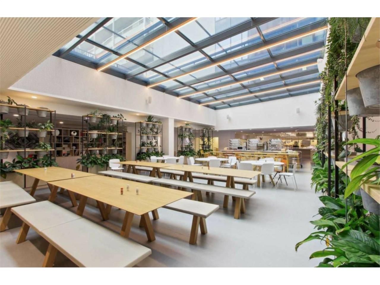 17535.95 m² pour ce bureaux en location à Paris