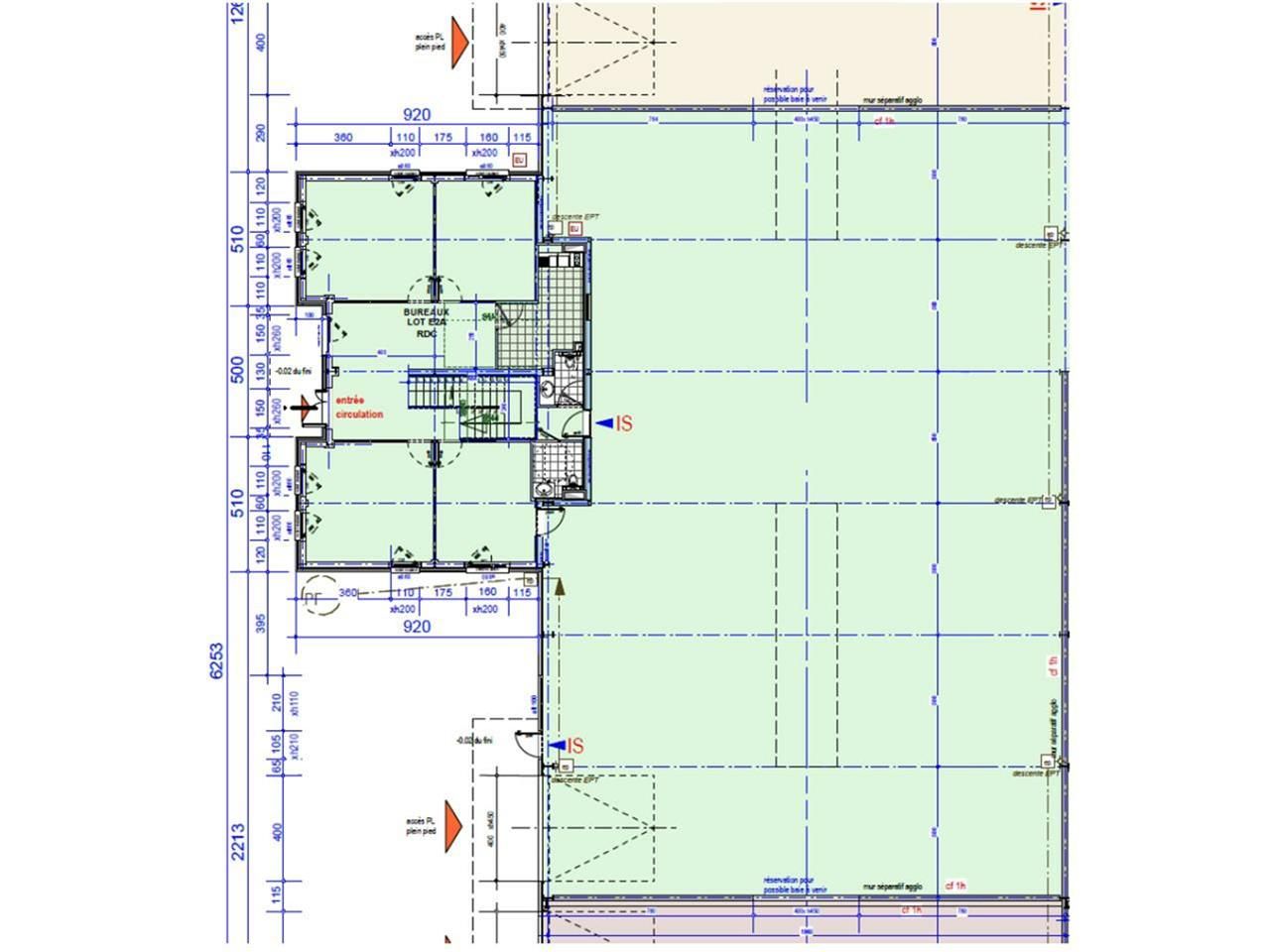 780 m² pour ce activité en location à Saint-priest
