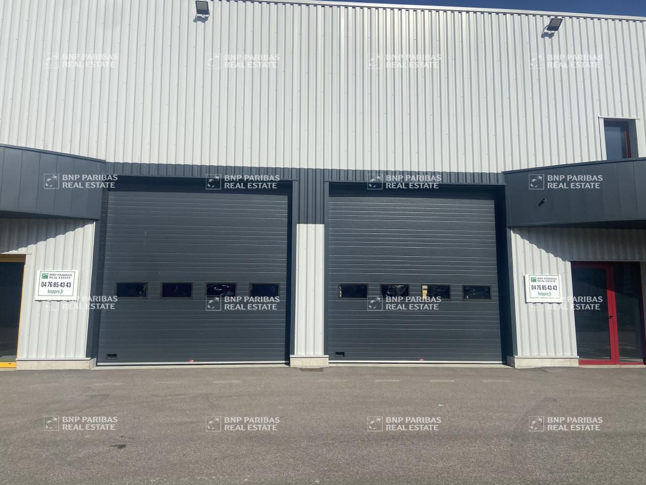 1040 m² pour ce activité en location à Voreppe