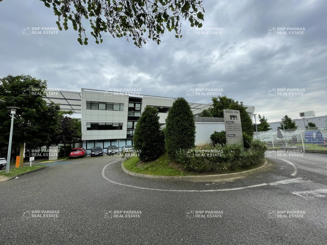 Location Bureaux 3890 m² divisibles 67100 Strasbourg