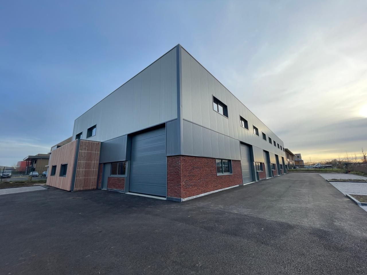 1214.2 m² pour ce pme-pmi en vente à Ennery