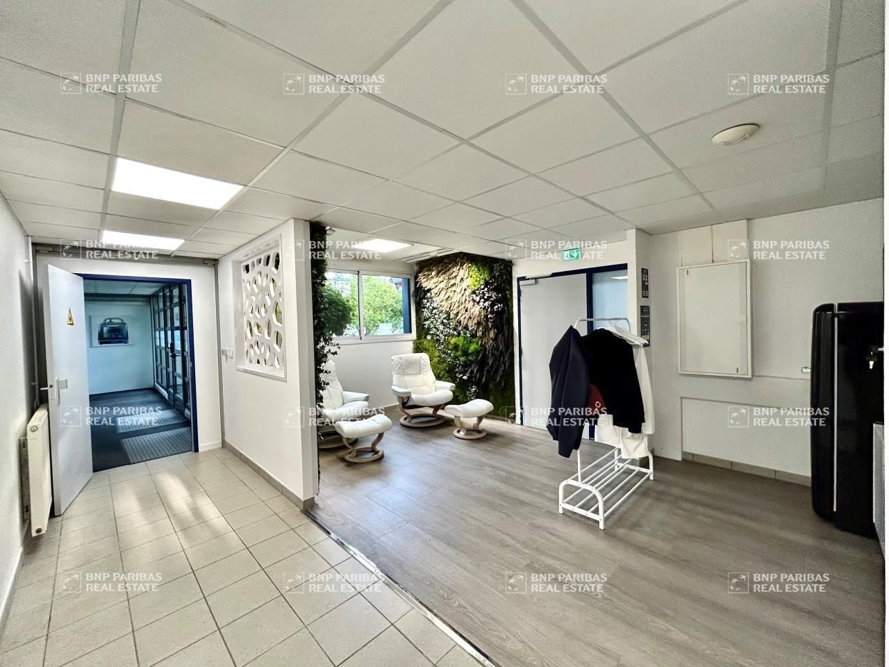 650 m² pour ce bureaux en location à Betton