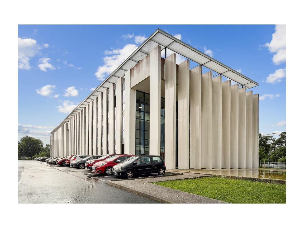 1654.43 m² pour ce bureaux en location à Mérignac