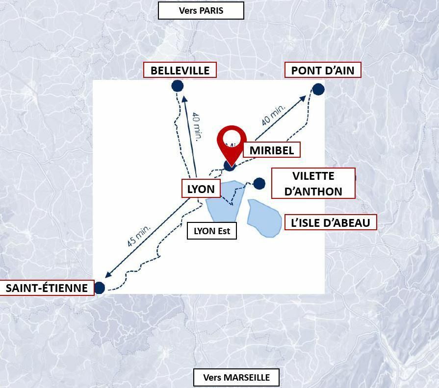10750 m² pour cetentrepôts classe a en location à Miribel