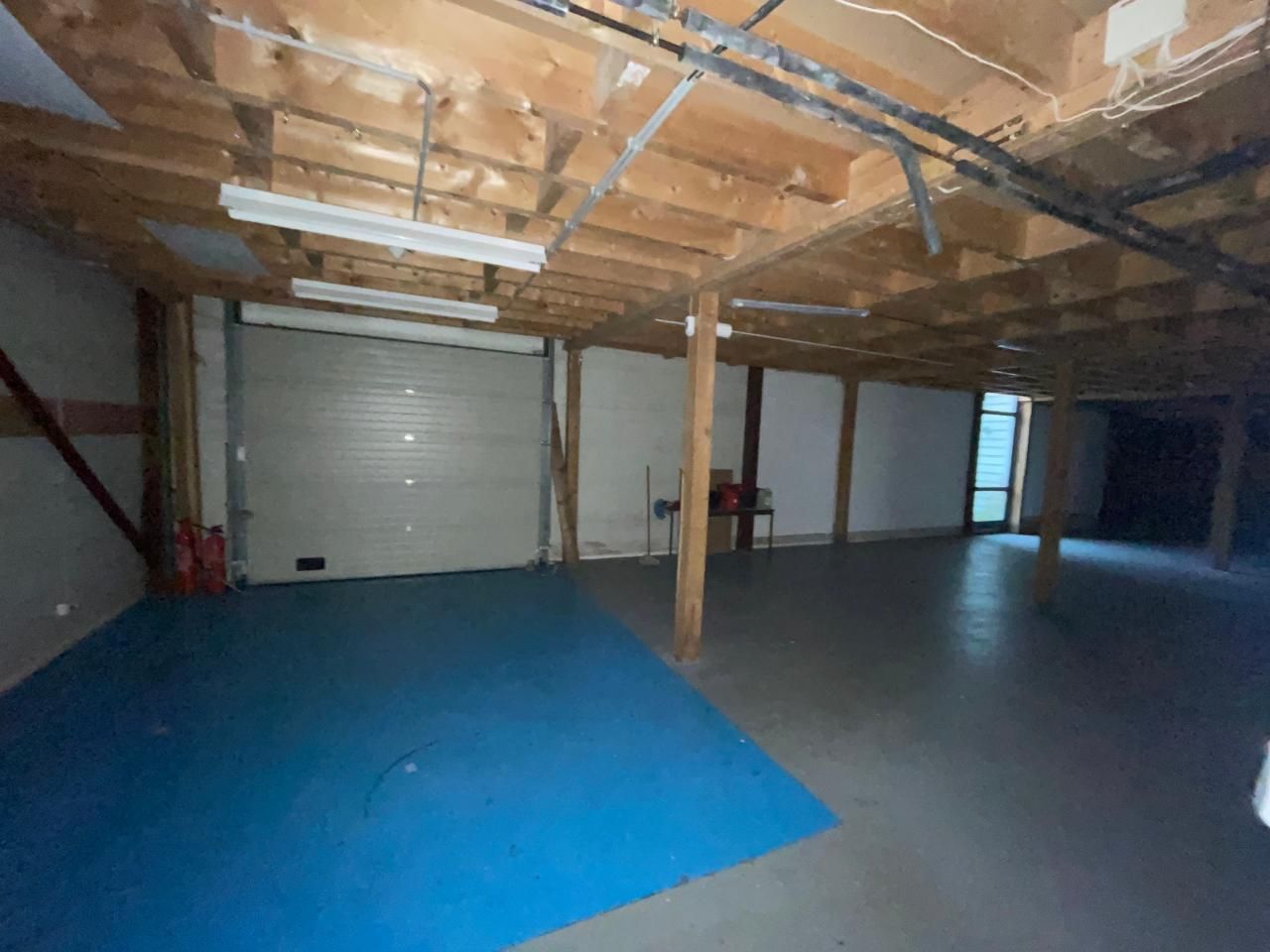 732 m² pour ce activité en location à Croissy