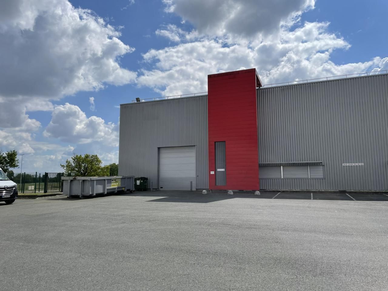 Location Activité 635 m² non divisibles 33290 Blanquefort