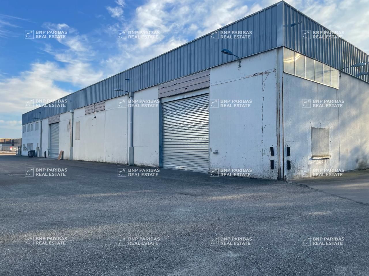 Location Activité 3260 m² non divisibles 69120 Vaulx-en-velin