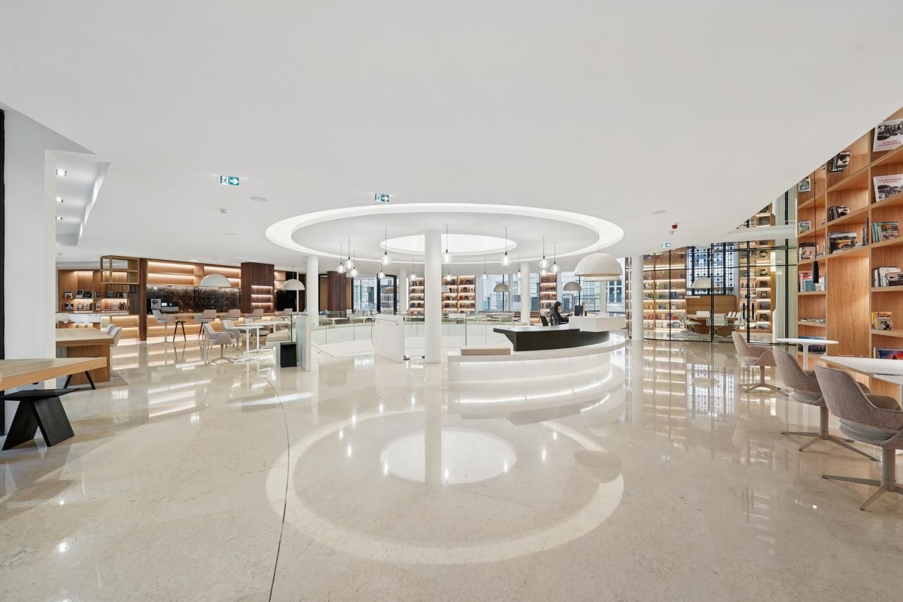 11741.85 m² pour ce bureaux en location à Paris