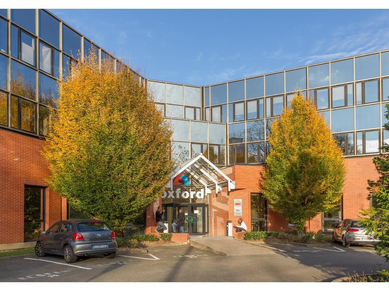 Location Bureaux 1155 m² divisibles 78180 Montigny le bretonneux